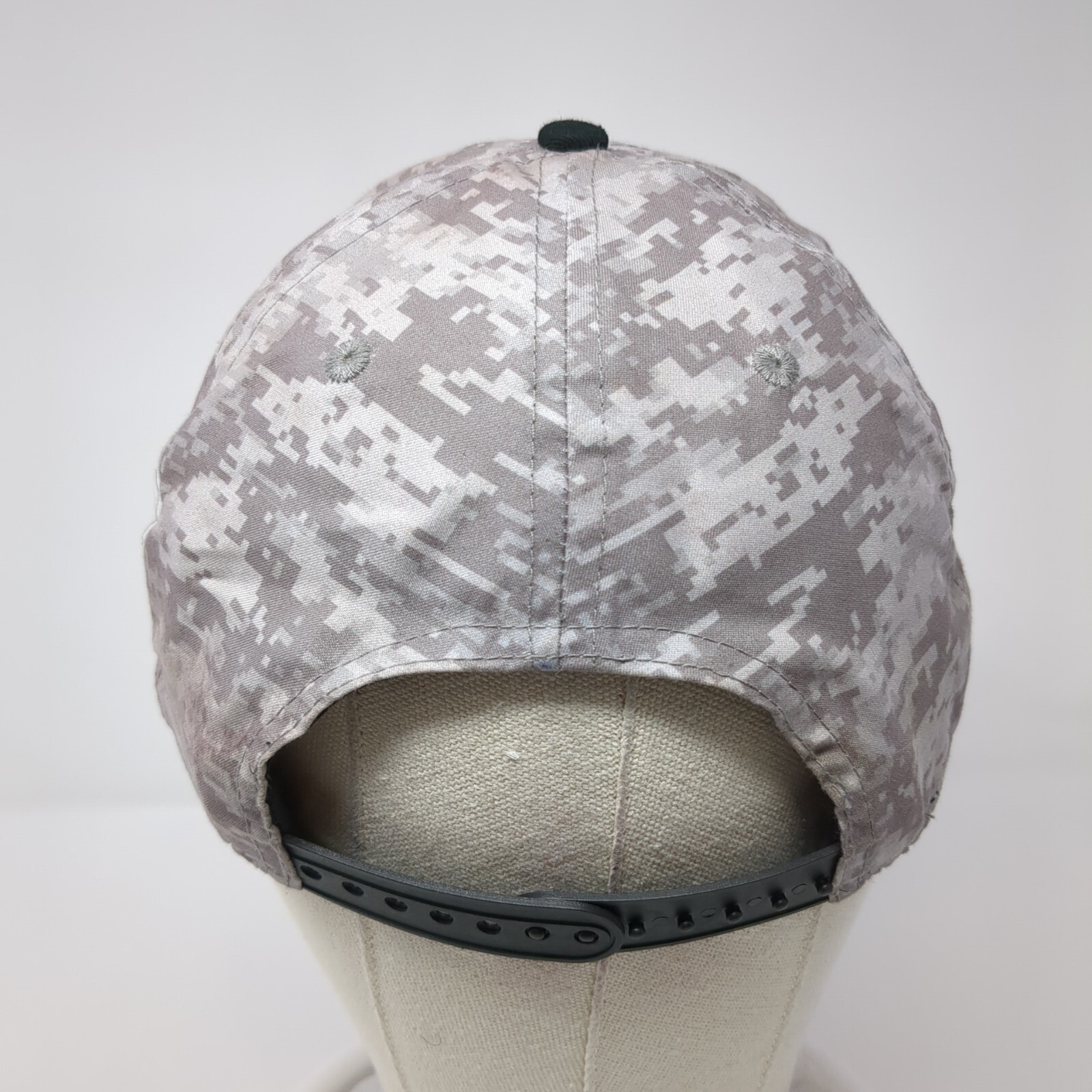 Nintendo Controller Snapback Hat Camouflage One S… - image 5