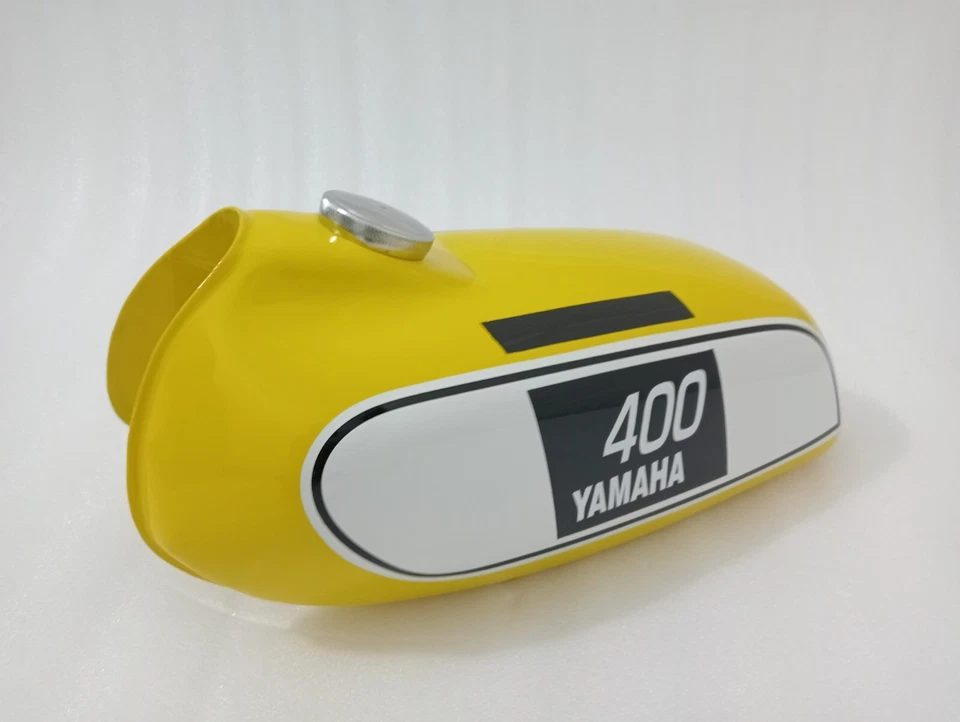 YAMAHA DT400 Enduro, 1975 to 1977 Yellow Painted Steel Petrol Gas Tank & Cap - Image 3 of 4