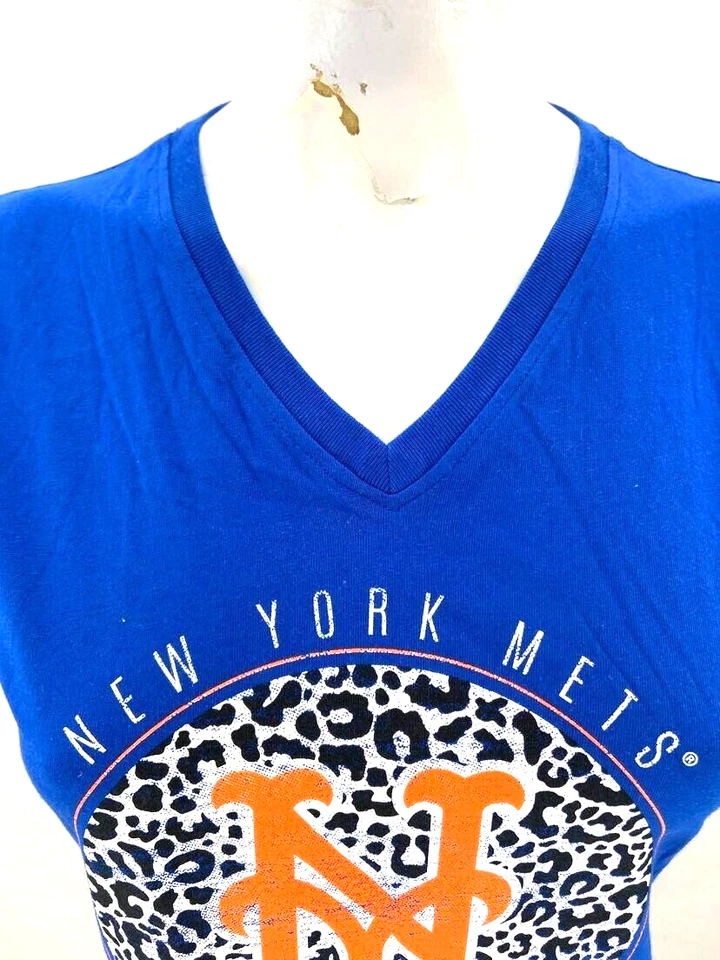 NEW NY New York Mets MLB Soft As A Grape Blue Cheetah SS V Neck Shirt Women's S - Image 3 of 4