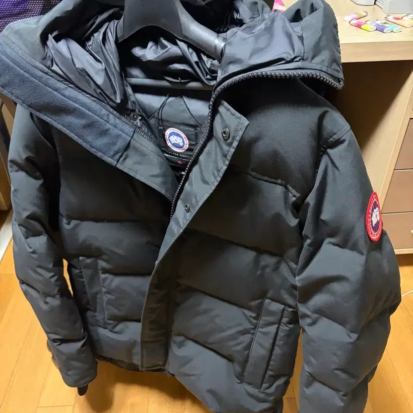 Canada Goose MacMillan Puffer Jacket Men Size 2XL thumbnail 8