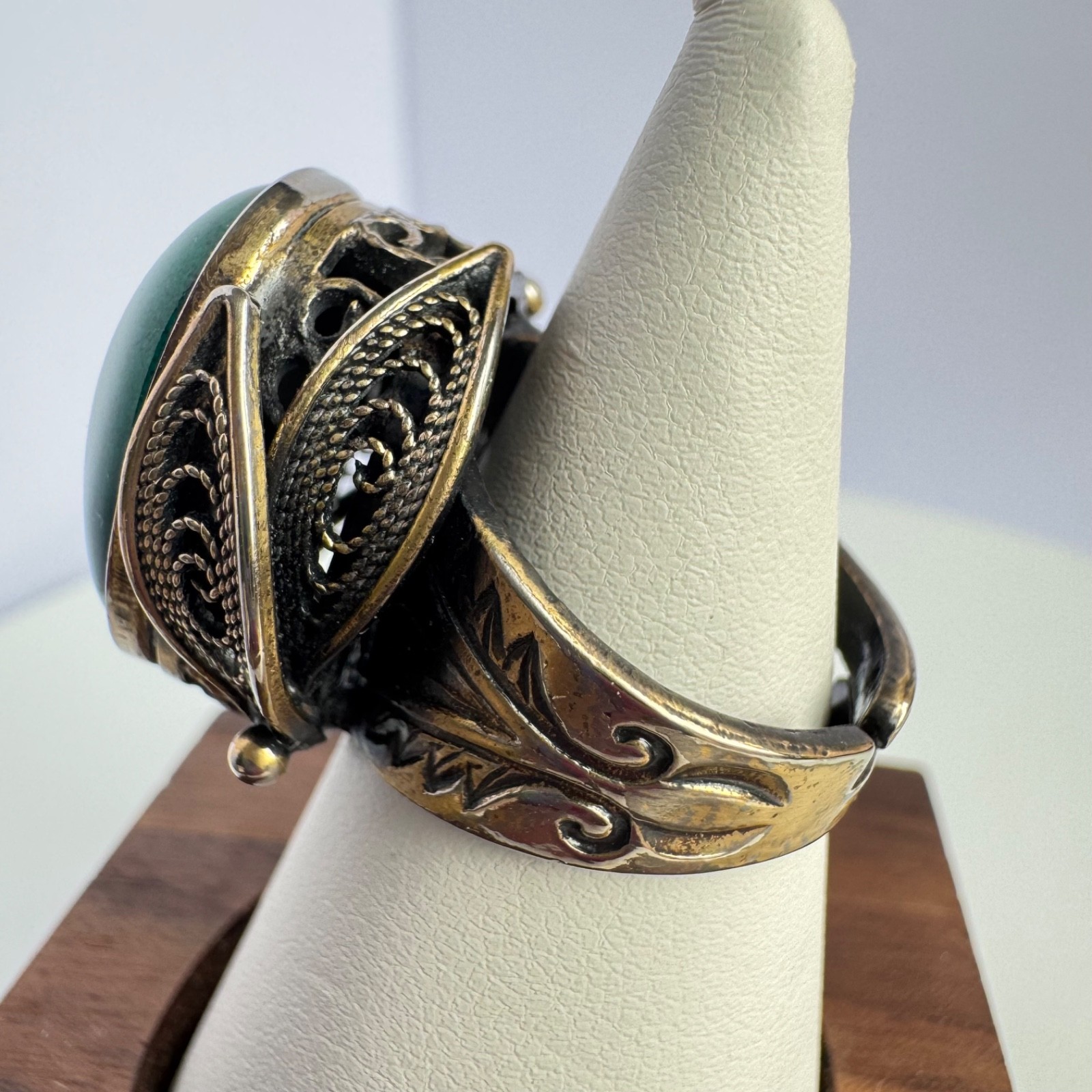 Vtg Green Cabochon Statement Ring Adjustable Gold… - image 6