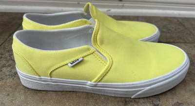 Vans Classic Bright Yellow Slip On Sneakers Women Athletic Shoes Size 10 Blemish