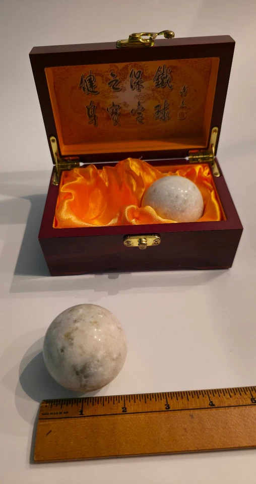 Bolas de navegación chinas para aliviar el estrés ejercicio de salud piedra/mármol orig. Caja de madera Foto 3 de 4