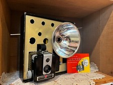 Vintage Brownie Hawkeye Flash Outfit Camera / Flash Attachment / Bulbs / Papers