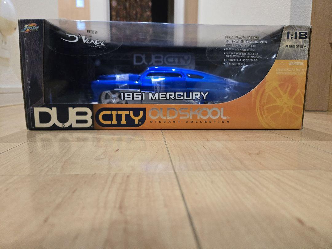 ミニカー DUB CITY 1951 MERCURY OLD SKOOL 1:18 Jada Toys Dub City Old Skool 1951 Mercury 1:18 Scale Diecast