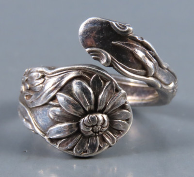 Vintage GORHAM STERLINGSILBER Blumenmuster LÖFFEL RING BESTECK Bypass Größe 8