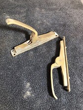 2 PEZZI MANIGLIA VINTAGE IN OTTONE   PER PERSIANA PORTA anni '70