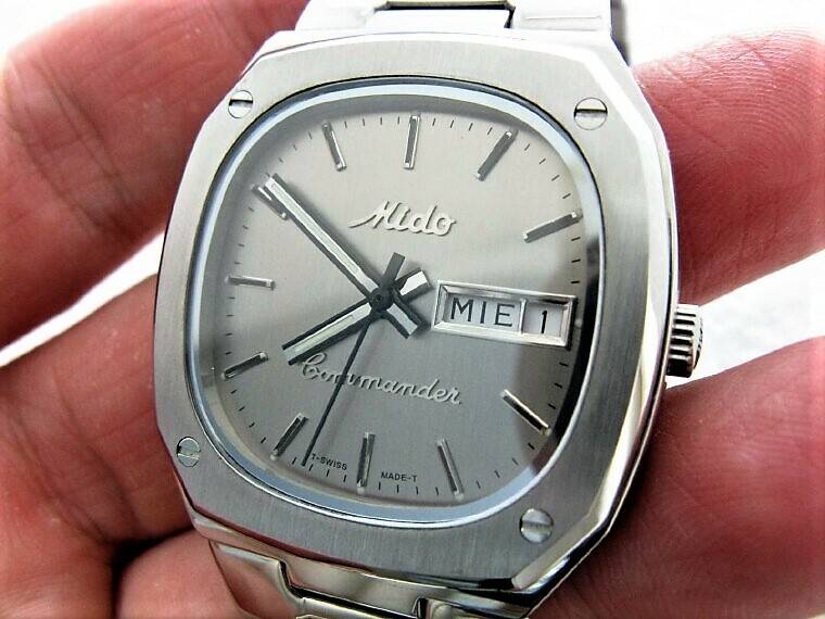 時計 Mido Commander swiss made Vintage Mido Commander Swiss automatic red silver band day