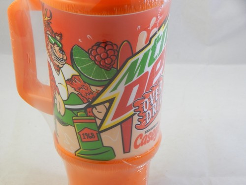 Mountain Dew Overdrive Casey's Travel Mug 32 oz. Limited Edition FREE S&H - Picture 5 of 12