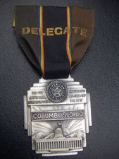 USA COLUMBUS OHIO 1937 AMERICAN LEGION 19th ANNUAL CONVENTION BADGE MEDAL SUPERB