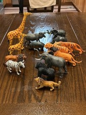 Lot Of 14 Animals Figures Safari African