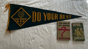 Lot Vintage Do Your Best Felt Pennant 1950's Cub Boy Scouts 1944 Scout Handbook