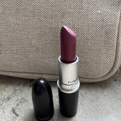 Mac Satin Lipstick Satin CAPTIVE A66