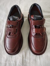 Footonic II Brown Leather Men's Comfort Dress Shoe