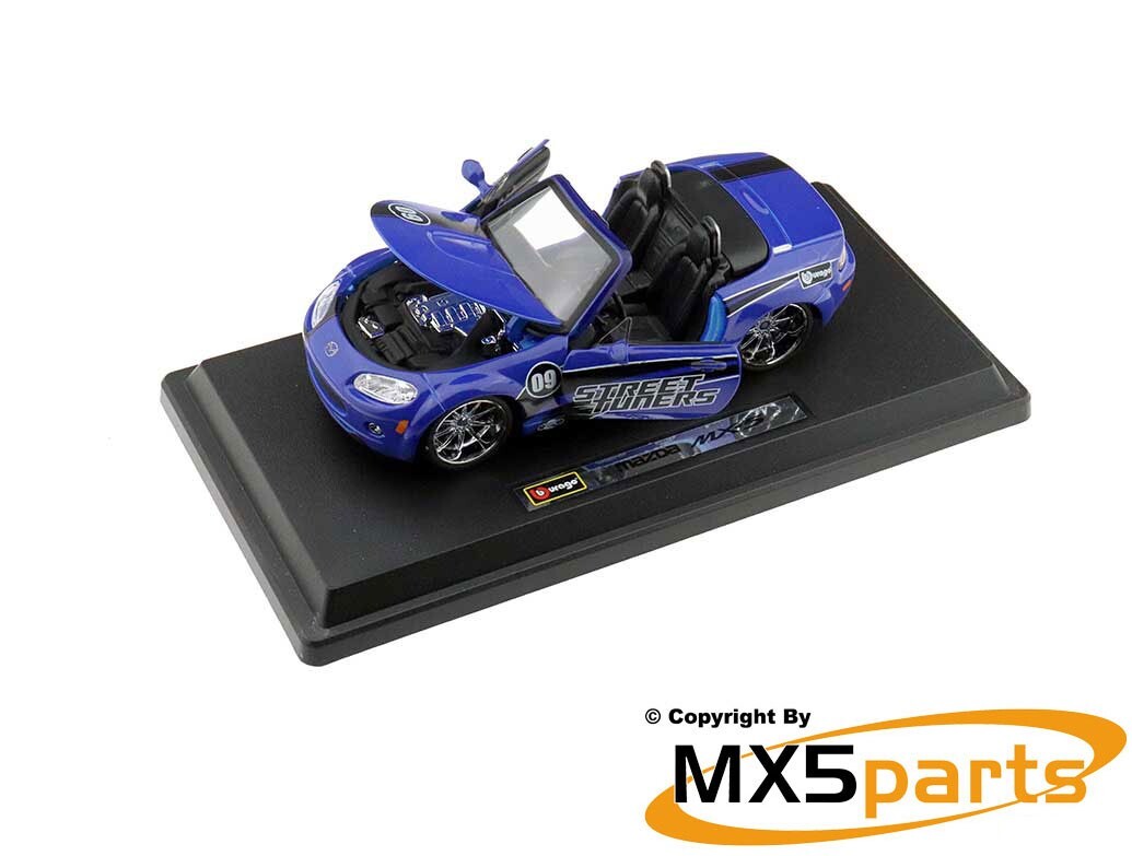 MX5 Burago Blue 1:24 Scale Model Car Superbly Detailed Mazda MX-5