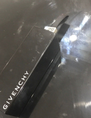 Givenchy lipstick 52 Lune Carmin 1R01