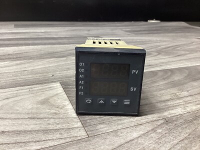 Athena 16JFB000 50/60Hz 6VA 100-250VAC Temperature Control #110N1