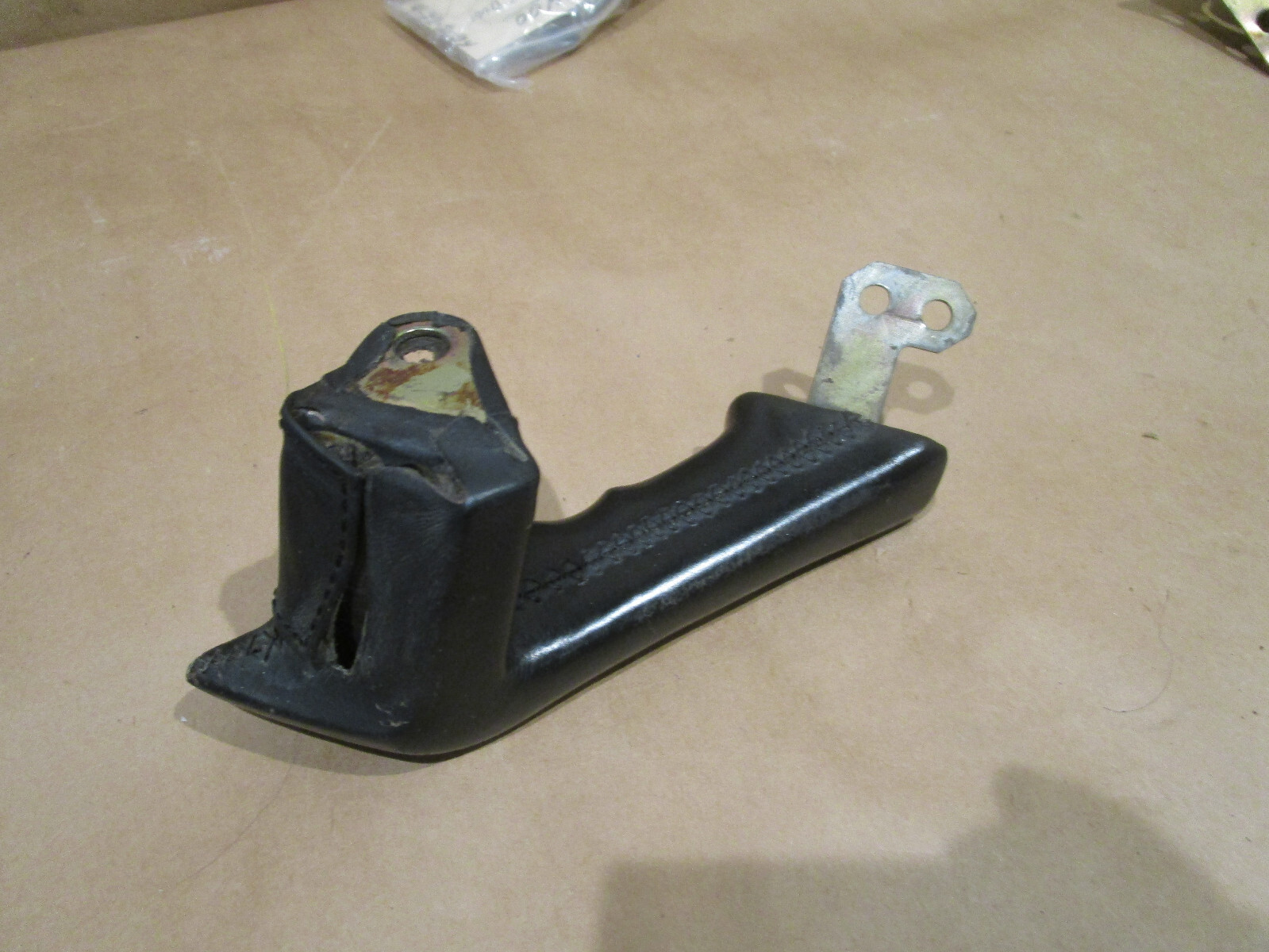 Ferrari 348 - RH Interior Door Grab Handle - Black Leather - P/N 63296400