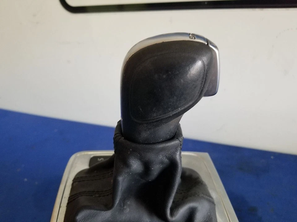 Volkswagen CC 2013 palanca de cambios de transmisión automática Foto 3 de 4