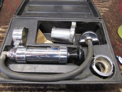 Stant ST 255 A Cooling System Pressure Tester With Case