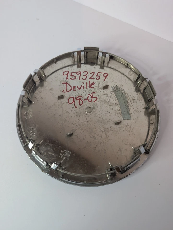 🔥Tapa central de rueda Cadillac Deville parte # 9593259 acabado plástico cromado 🔥 Foto 2 de 4