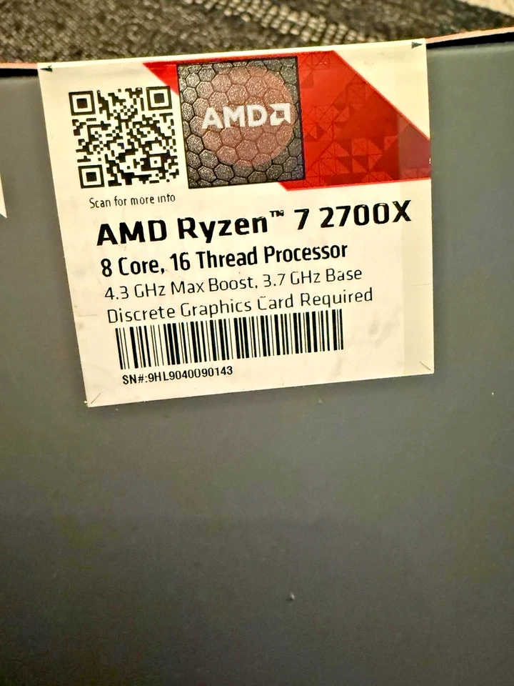AMD Ryzen 7 2700X Processor (4.3 GHz, 8 Core, Socket AM4) - YD270XBGAFBOX - Image 3 of 4
