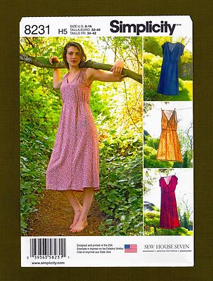 Casual V-Neck Pullover Dress Sewing Pattern, Easy (Sizes 6-14) Simplicity 8231