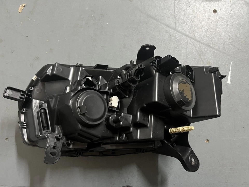Fits Dacia Sandero 2017 - 2021 Headlight RH Right Hand Side New LHD EURO VEHICLE - Image 3 of 3