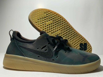 nike sb nyjah free camo & gum skate shoes