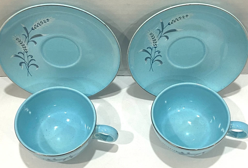 Juego de 2 tazas y platillos de trigo blanco en verde azulado MCM Taylor Smith & Taylor de colección - en muy buena condición Foto 3 de 4