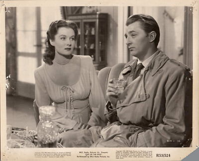 ORIGINAL KINO STILL FOTO FILM AUS DER VERGANGENHEIT ROBERT MITCHUM JANE GREER