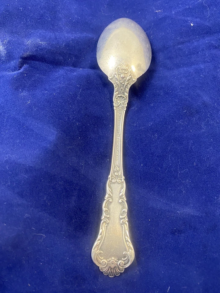 ДЕСЕРТНАЯ ЛОЖКА GORHAM ИЗ ЧИСТОГО СЕРЕБРА СТАРАЯ БАРОНСКАЯ ВИНТАЖНАЯ 1898 МОНО «G» - 5 7/8 -28 GMS - Изображение 2 из 4