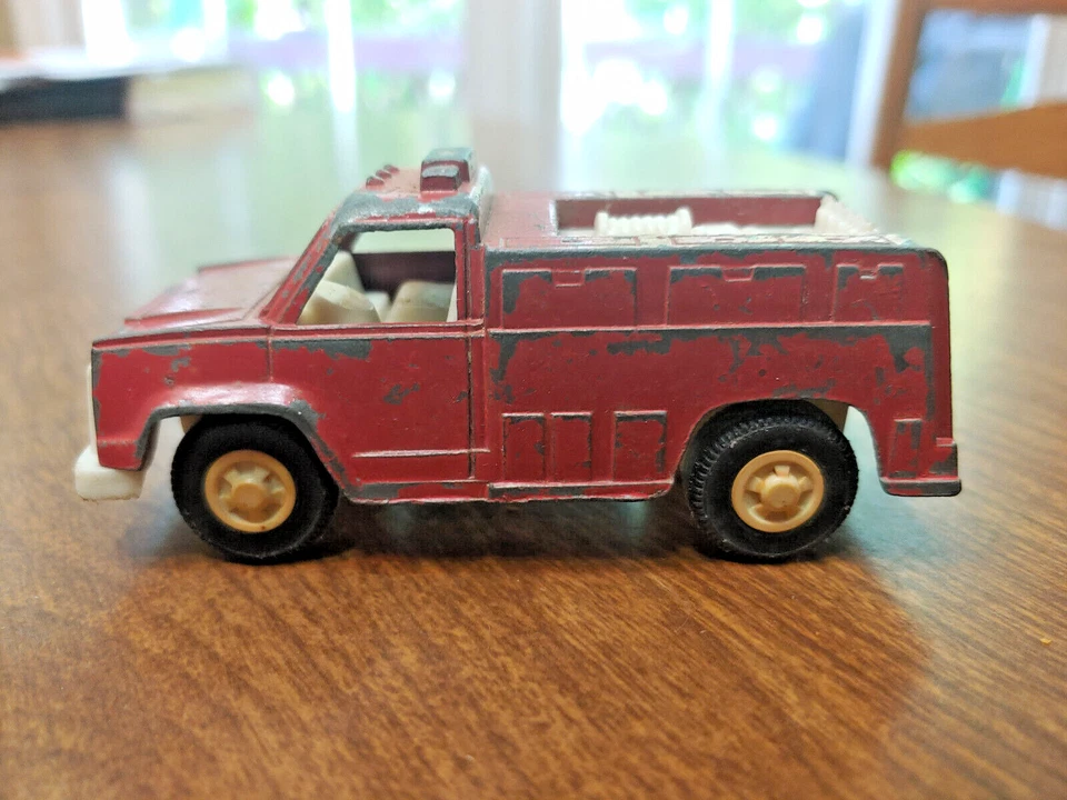 Lot of 3 Tootsie Toy Emergency Vehicles Chemical Fire Rescue Red/White 1970s - Image 2 of 4