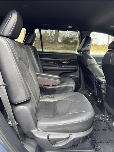 2024 Toyota Grand Highlander Hybrid Limited Max - Picture 13 of 19