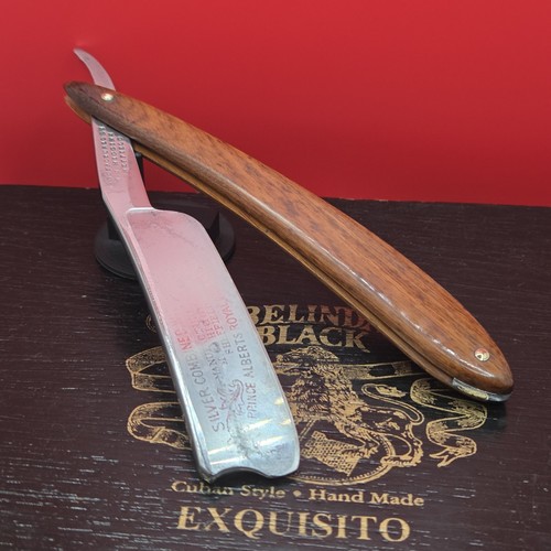 Vintage/Antique 15/16 M.J. Higgins, Sheffield Razor, Acid Etching, Shave Ready
