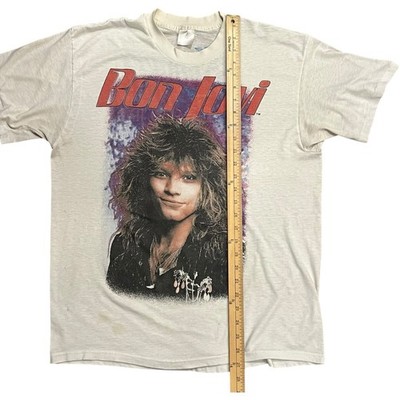 トップス 80s vintage Bon Jovi Slippery When Wet Vintage 1980s Bon Jovi Slippery When Wet Tour T-Shirt Autograph