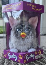 RARE 1998 SILVER MINKY FURBY with BLUE EYES/ NIB with FACTORY MISTAKE BOX