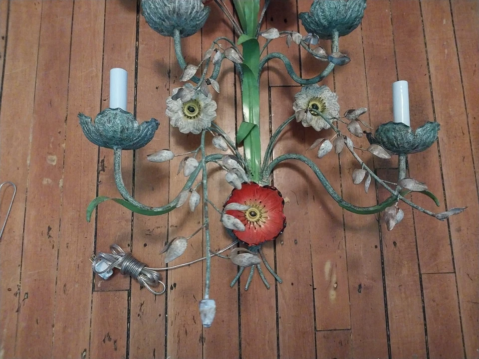 5 light Wheat Large 34" Vtg Italian Enamel Floral Rewired Tole Wall Sconce - Image 2 of 4