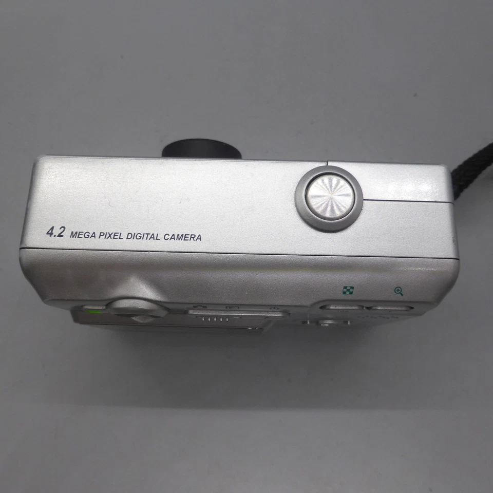 Polaroid Digital Camera PDC 4350 4.2MP Silver Tested - Image 4 of 4