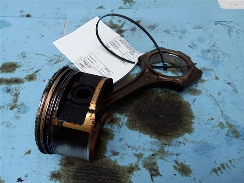 2010 CHRYSLER TOWN COUNTRY ПОРШЕНЬ 61869 - Изображение 2 из 4