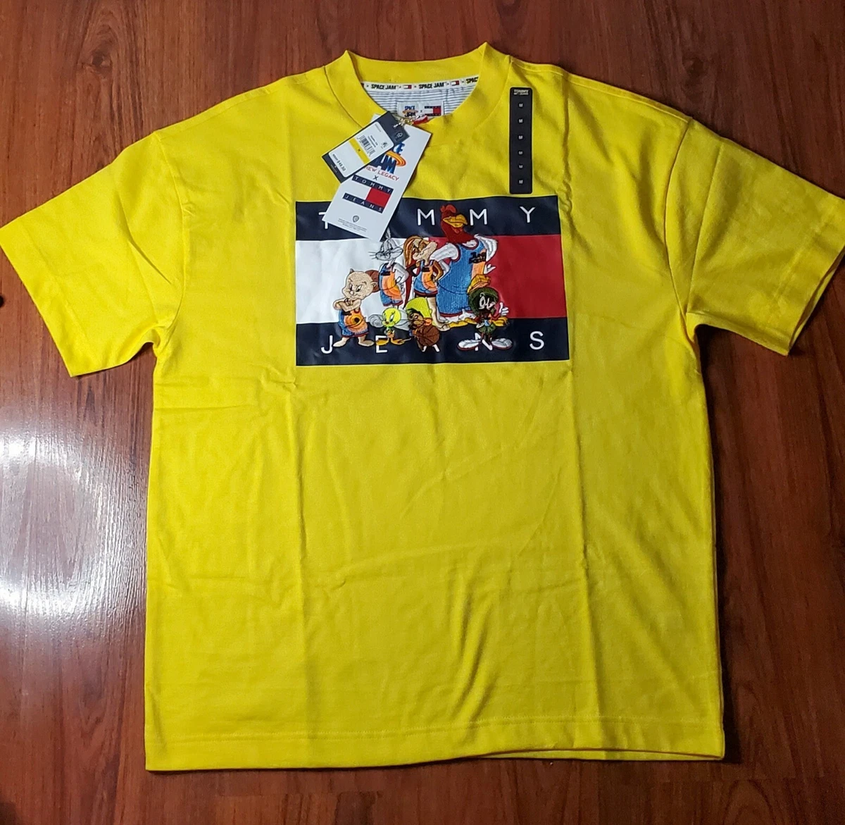 yellow tommy hilfiger t shirt mens