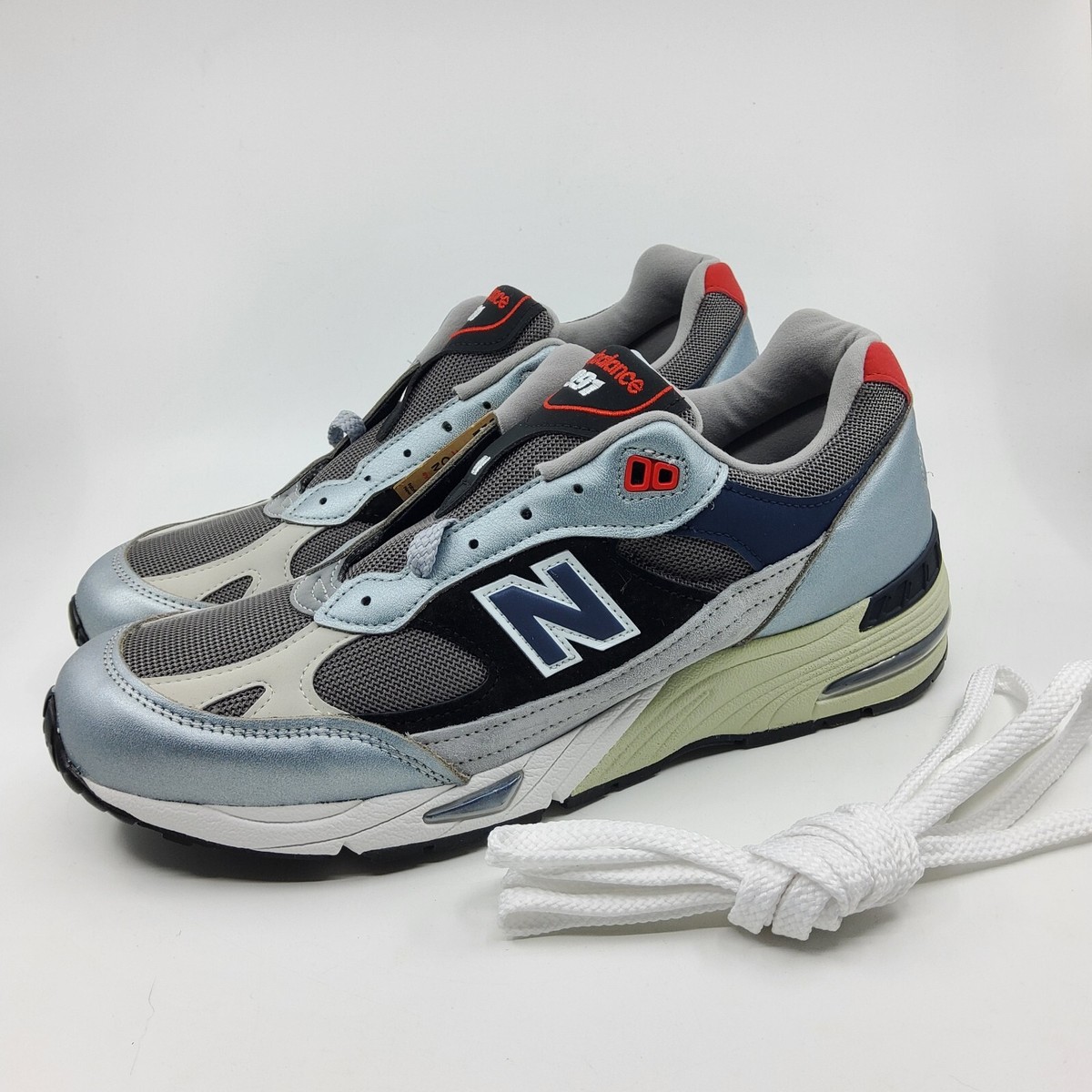 New Balance 991 M991SKR Made In England Silver/Black/Navy New Balance 991 M991SKR Made In England Silver/Black/Navy