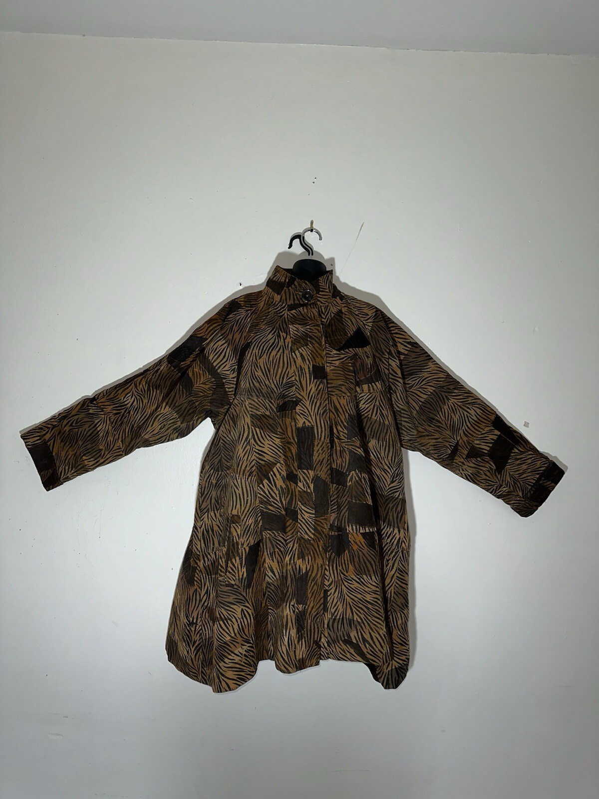 Vintage Suede Jacket, Tiger Strip Patchwork ADVAN… - image 3