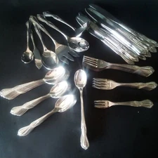 102 Pieces International Southern Splendor Stainless Flatware 12 Place Settings