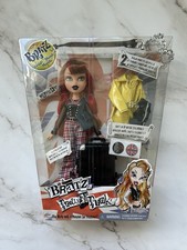 MGA Entertainment 2022 Bratz World Pretty N Punk Meygan Doll