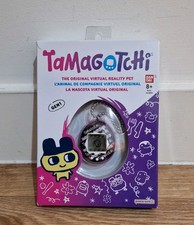 Image of Bandai Tamagotchi Original Japanese Ribbon Shell Cyber Pet Gen 1 Sealed