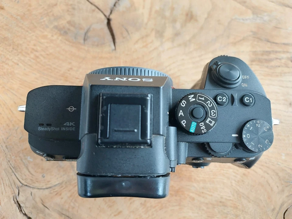 Sony Alpha 7R III, photo 2 of 5