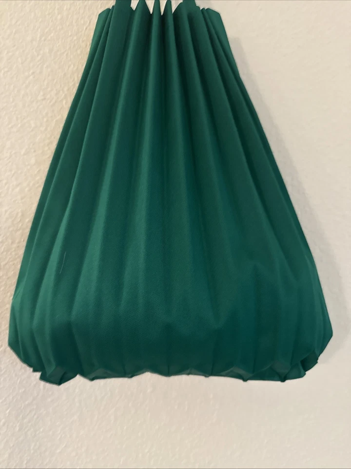 Bolso de mano vintage Issey Miyake Kelly acordeón verde Foto 2 de 4