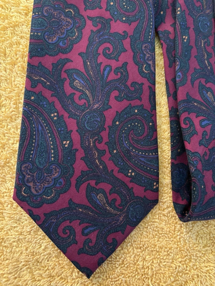 NWOT Ralph Lauren Polo Madder Red Paisley Silk Tie 3.5W x 58L Handmade in Italy - Image 2 of 4