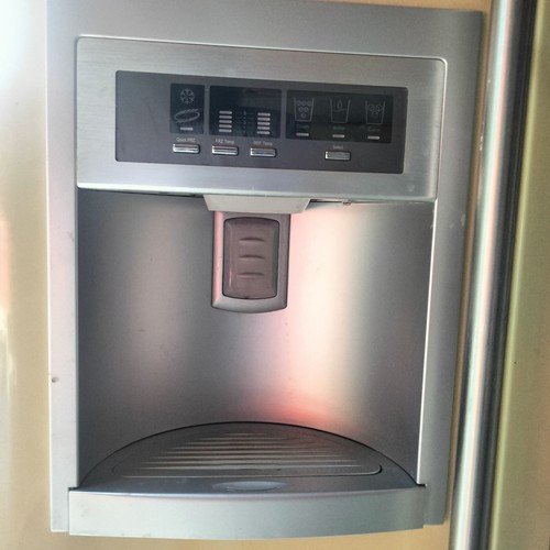 RANGEMASTER AMERICAN FRIDGE FREEZER IN CAREEM FOR REPAIR AND SPARES RSXS661CR/C - Picture 7 of 10